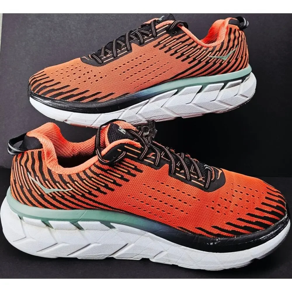 Hoka Men 11 Comfy footwear